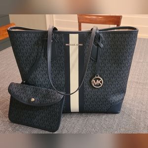 Michael Kors tote